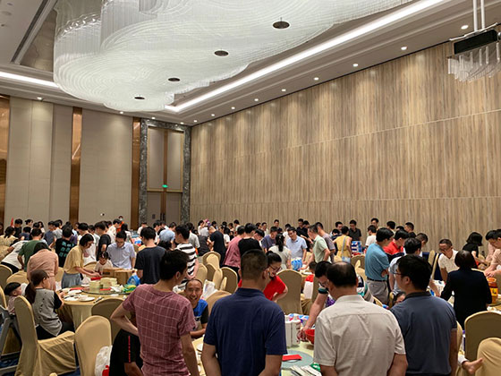 佰馬科技舉辦博餅活動(dòng).jpg