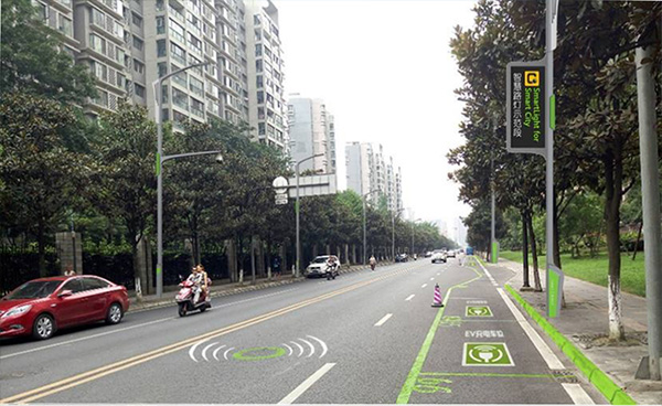 智慧路燈桿，協(xié)助智慧社區(qū)實(shí)現(xiàn)網(wǎng)絡(luò)泛在化、系統(tǒng)集成化、設(shè)備智能化、設(shè)計(jì)生態(tài)化。佰馬自主研發(fā)的5G/4G邊緣計(jì)算網(wǎng)關(guān)，與智慧燈桿各子系統(tǒng)無(wú)縫對(duì)接，實(shí)現(xiàn)燈桿設(shè)備一站接入、智能化管理。