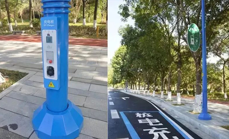 智能充電樁路燈桿.jpg